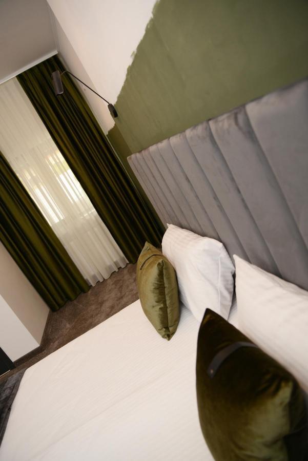 Victoria Rooms Oradea Exterior foto