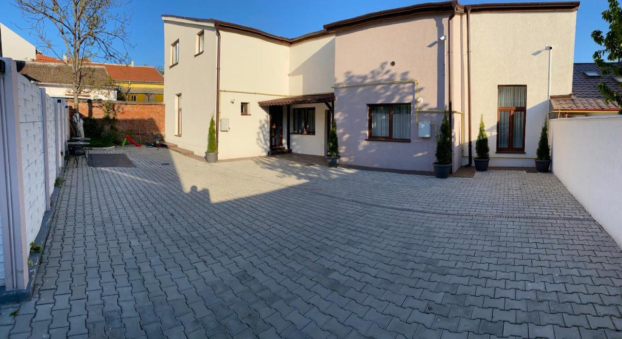 Victoria Rooms Oradea Exterior foto