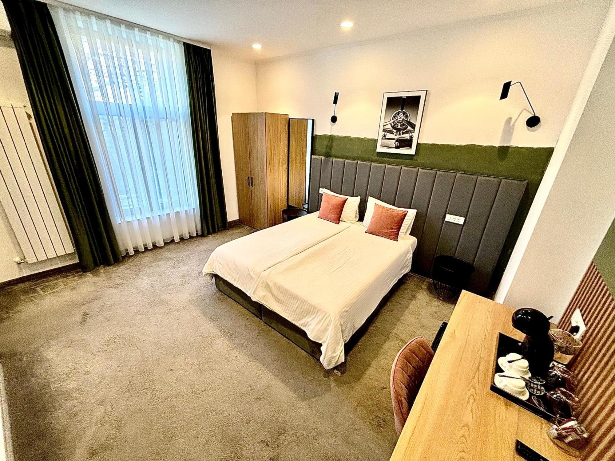 Victoria Rooms Oradea Exterior foto